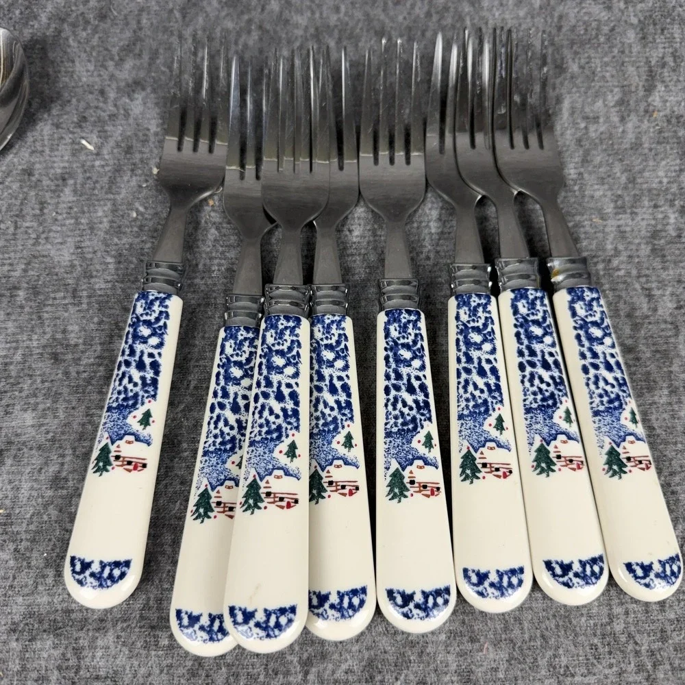 Christmas Snow Flatware Set 40 Piece Service For 8 Ceramic Stainless Handles